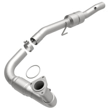 Load image into Gallery viewer, MagnaFlow Direct Fit Catalytic Converter 00-06 Chevy/GMC Driver Side 6.0L