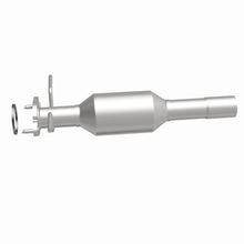 Load image into Gallery viewer, MagnaFlow Direct Fit Catalytic Converter 06 Focus ZX3 2.0/2.3L OEM