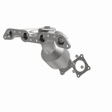 Load image into Gallery viewer, MagnaFlow Direct Fit Catalytic Converter 00-04 Dodge Neon 2L Manifold