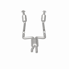 Load image into Gallery viewer, MagnaFlow Direct Fit Catalytic Converter 2003 THUNDERBIRD 3.9L Underbody