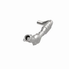 Load image into Gallery viewer, MagnaFlow Direct Fit Catalytic Converter 03-04 Exped 4.6L Driver Side