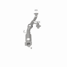 Load image into Gallery viewer, MagnaFlow Direct Fit Catalytic Converter 16-17 Honda Odyssey 3.5L V6 Underbody