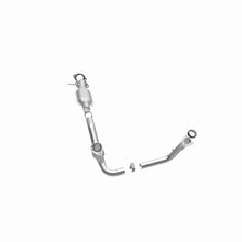 Load image into Gallery viewer, MagnaFlow Direct Fit Catalytic Converter 00-04 Chevy Blazer 4.3L