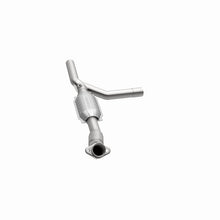 Load image into Gallery viewer, MagnaFlow Direct Fit Catalytic Converter 97-99 Ford Vans 4.6L