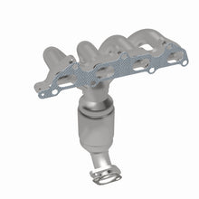 Load image into Gallery viewer, MagnaFlow Direct Fit Catalytic Converter 03-04 Kia Rio 1.6L mani OEM