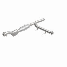 Load image into Gallery viewer, MagnaFlow Direct Fit Catalytic Converter F150 Truck 97-98 V8 4.6L 2W