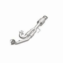 Load image into Gallery viewer, MagnaFlow 04-09 Nissan Quest 3.5L Direct Fit Converter
