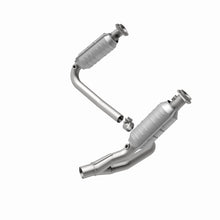 Load image into Gallery viewer, MagnaFlow Direct Fit Catalytic Conv 05-06 Dodge Dakota/2006 Mitsubishi Raider 3.7L Y-Pipe Assembly