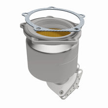 Load image into Gallery viewer, MagnaFlow Direct Fit Catalytic Converter 99-05 Hyundai Sonata 2.4L