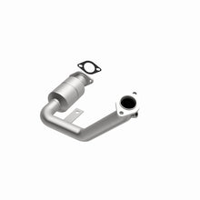 Load image into Gallery viewer, MagnaFlow Direct Fit Catalytic Converter 01-03 Montero 3L Driver Side Front OEM