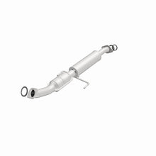 Load image into Gallery viewer, MagnaFlow Direct Fit Catalytic Converter Scion XB- 08-13 2.4L