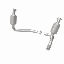 Load image into Gallery viewer, MagnaFlow Direct Fit Catalytic Converter 04 Dakota 3.7/4.7 2WD OEM