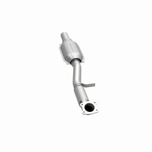 Load image into Gallery viewer, MagnaFlow Direct Fit Catalytic Converter 00-04 S40/V40 1.9L rr OEM