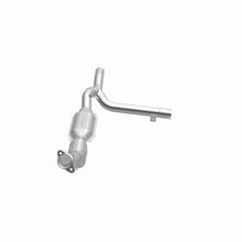 Load image into Gallery viewer, MagnaFlow Direct Fit Catalytic Converter 01-03 F150 5.4 Passenger Side OEM