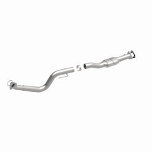 Load image into Gallery viewer, MagnaFlow Direct Fit Catalytic Converter 03-07 GM 2500/3500 P/S OEM