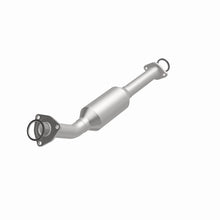 Load image into Gallery viewer, MagnaFlow Direct Fit Catalytic Converter OEM 2003-2004 Toyota Tundra Underbody - 28.75in Length