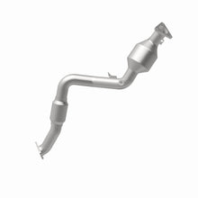 Load image into Gallery viewer, MagnaFlow Direct Fit Catalytic Converter 2007-2010 Q7 V6 3.6 OEM Underbody