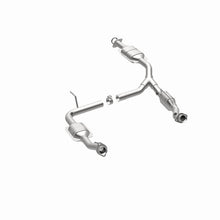 Load image into Gallery viewer, MagnaFlow Direct Fit Catalytic Converter 02-04 Explorer 4L Y