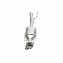 Load image into Gallery viewer, MagnaFlow Direct Fit Catalytic Converter 03-04 Ford Escape 3.0L
