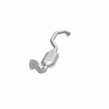 Load image into Gallery viewer, MagnaFlow Direct Fit Catalytic Converter 98-02 3.5L Isuzu Trooper PS