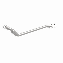 Load image into Gallery viewer, MagnaFlow Direct Fit Catalytic Converter California Grade 07-08 Chevrolet Uplander 3.9L