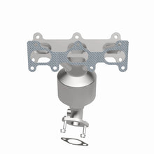 Load image into Gallery viewer, MagnaFlow DF Cat. Conv05-06 Hyundai Santa Fe/05-09 Tucson / 05-08 Kia Sportage D/S Manifold