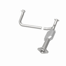 Load image into Gallery viewer, MagnaFlow Direct Fit Catalytic Converter 1995 Chevrolet G10/G20/G30 4.3L/5.0L/5.7L