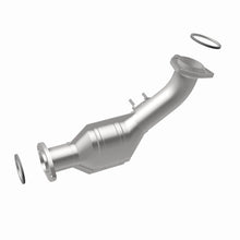Load image into Gallery viewer, MagnaFlow Direct Fit Catalytic Converter Front 00-04 Toyota Tacoma 3.4L 4WD / 00-04 Tundra 3.4L