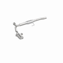 Load image into Gallery viewer, MagnaFlow Direct Fit Catalytic Converter 01 Dodge Ram 1500