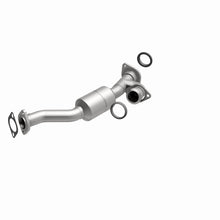 Load image into Gallery viewer, MagnaFlow Direct Fit Catalytic Converter 01-03 Montero 3L Passenger Side Front OEM