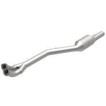 Load image into Gallery viewer, MagnaFlow Direct Fit Catalytic Converter 00-03 BMW M5 5.0L Passenger Side