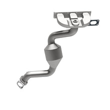 Load image into Gallery viewer, MagnaFlow DF Catalytic Conv BMW 99-00 323 2.5L / 99-00 328 2.8L / 99-00 Z3 2.5L/2.8L California