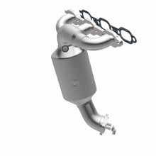 Load image into Gallery viewer, MagnaFlow DF Catalytic Converter Federal Frt SS 2007 Chrysler Pacifica Base/Limited/Touring 4.0L/241