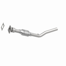 Load image into Gallery viewer, MagnaFlow Direct Fit Catalytic Converter 98-99 Chrysler Cirrus 2.4