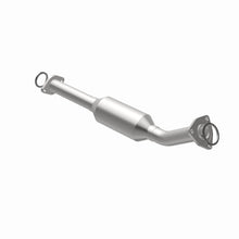 Load image into Gallery viewer, MagnaFlow Direct Fit Catalytic Converter OEM 2003-2004 Toyota Tundra Underbody - 28.75in Length