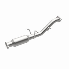 Load image into Gallery viewer, MagnaFlow Direct Fit Catalytic Converter California Grade 95-98 Toyota T100 2.7L