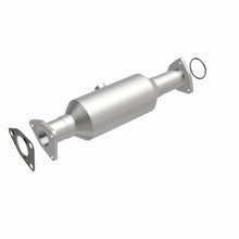 Load image into Gallery viewer, MagnaFlow Direct Fit Catalytic Converter OEM 2001-2002 Acura MDX/2003-2004 Honda Pilot Underbody
