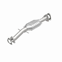Load image into Gallery viewer, MagnaFlow Direct Fit Catalytic Converter 99 Sonoma/S10 4.3L
