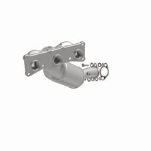 Load image into Gallery viewer, MagnaFlow Direct Fit Catalytic Converter 09-10 528i 3.0L Rear