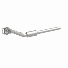 Load image into Gallery viewer, MagnaFlow Direct Fit Catalytic Converter 2003 Volkswagen Golf 1.8L