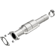 Load image into Gallery viewer, MagnaFlow Direct Fit Catalytic Converter 2012-2013 Impala 3.6L Underbody