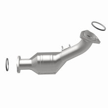 Load image into Gallery viewer, MagnaFlow Direct Fit Catalytic Converter Front 00-04 Toyota Tacoma 3.4L 4WD / 00-04 Tundra 3.4L