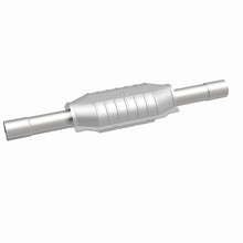 Load image into Gallery viewer, MagnaFlow Direct Fit Catalytic Converter GM 26X6.5 X4 2/2