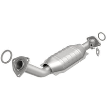Load image into Gallery viewer, MagnaFlow Direct Fit Catalytic Converter 00-8/04 Toyota Tundra 4.7L P/S Front