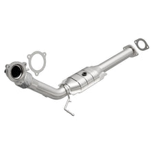 Load image into Gallery viewer, MagnaFlow Direct Fit Catalytic Conv Volvo 05-09 S60 2.4L/2.5L Turbo / 04-06 S80 Turbo/05-07 V70 2.5L