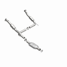 Load image into Gallery viewer, MagnaFlow Direct Fit Catalytic Converter Explorer 02-04 4.6L