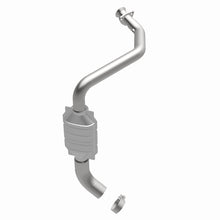 Load image into Gallery viewer, MagnaFlow Direct Fit Catalytic Converter 99 GM Express Van DS 5.7L