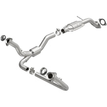 Load image into Gallery viewer, MagnaFlow Direct Fit Catalytic Converter 00-05 Blazer 4WD 4.3L