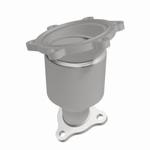 Load image into Gallery viewer, MagnaFlow Direct Fit Catalytic Converter 95-97 Altima 2.4L front 49S