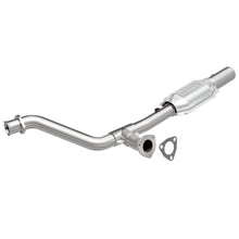 Load image into Gallery viewer, MagnaFlow Direct Fit Catalytic Converter 03 Ram 2500 2WD 5.7L OEM